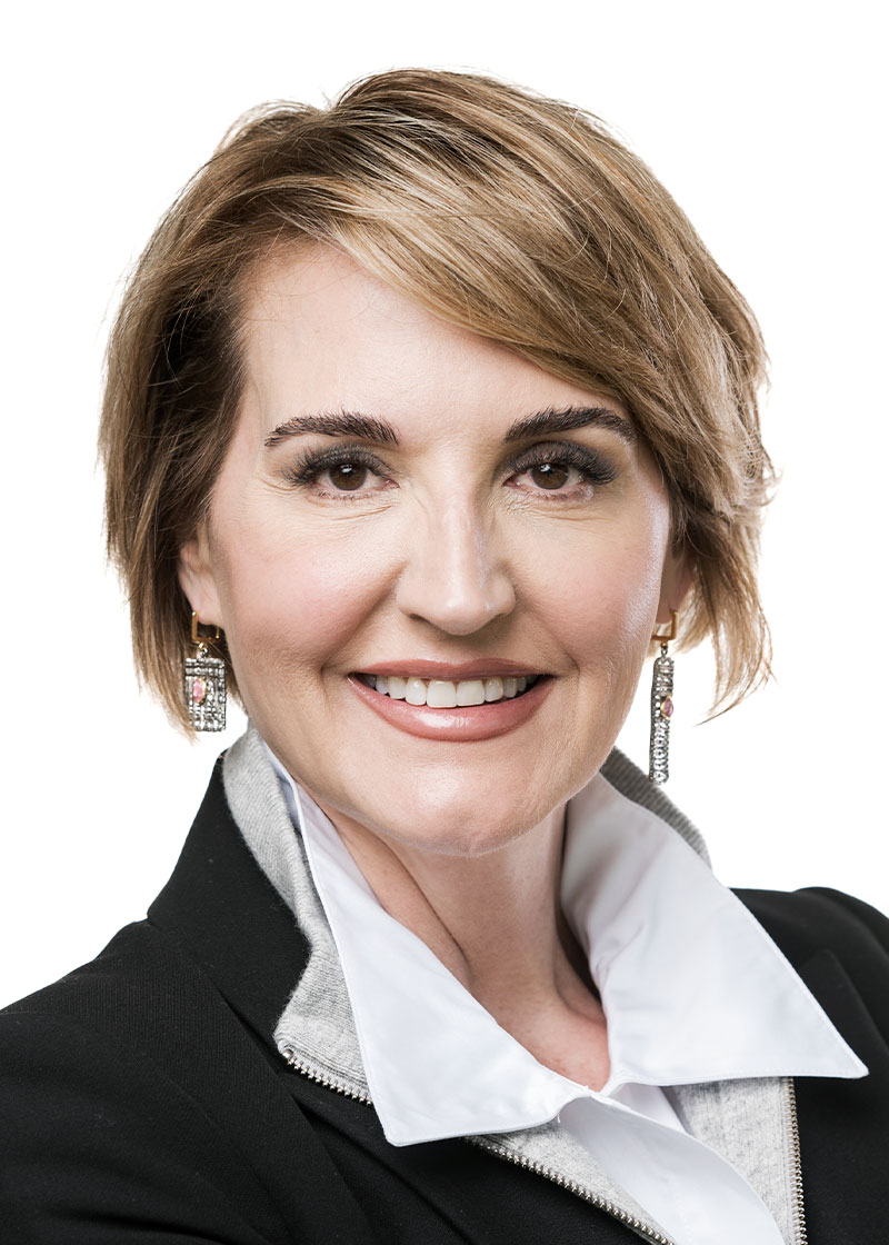 lauralea-tanner-headshot